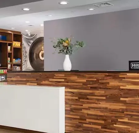 Hampton Inn By Hilton Philadelphia International Airport-3